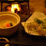 湯元 長座 - 山菜の天ぷら　鮭のけんちん巻き