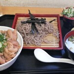 AS食堂 - 料理写真:もつ丼、ざるそば