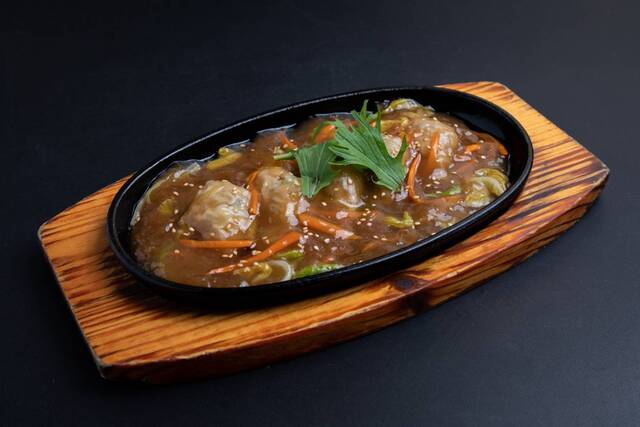 GYOZA BAR 鐵 - 苫小牧（居酒屋）の写真