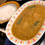 村上カレー店・プルプル - 【2021年02月】ナット・挽肉ベジタブル＠1,050円。 辛さ20番、ライス普通（270g）±0円、提供時。