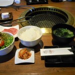 和牛焼肉 LIEBE - ご飯とお味噌汁は食べ放題