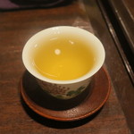 キハチ カフェ - ドリンクセットの中国茶、ポットで来ます。