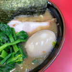 横浜ラーメン 田上家 - 味玉は普通に美味い