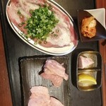 Taishuu Yakiniku Nissekitoorino Tamaya - ほろ酔いセット