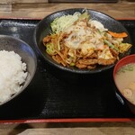 Manpuku Izakaya Ten - 牛カルビ味噌炒め定食