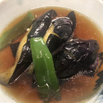 おふくろ亭 - 2021/03/06
      ホル鍋単品 ニンニク 300円
      揚げ出しナス 100円