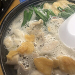 おふくろ亭 - 2021/03/06
      ホル鍋単品 ニンニク 300円
      揚げ出しナス 100円