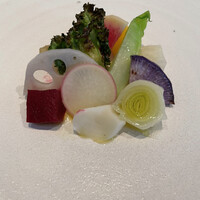 ラ・ボンヌターブル - 