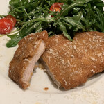 ラ・ベットラ・ダ・オチアイ - カツレツの断面