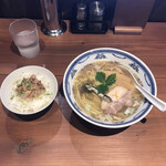 なだへこ いりこ出汁ラーメン専門店 - 