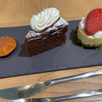 アトリエ kuko - ケーキ2個セット（ガトーショコラとイチゴバニラ）