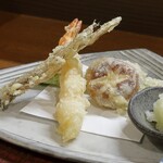 桶家乃隠居 - 若ごぼうの根とおまかせ