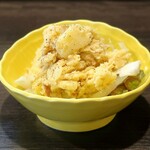 つかふき屋 - うずらの燻製ポテサラ