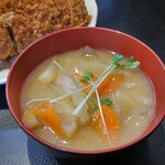 吉平 - 華やかな豚汁