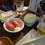 赤羽 トロ函 - 冷やしトマト