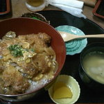 お食事処　みち草 - カツ丼　確か980円だったはず…　ボリューミー！