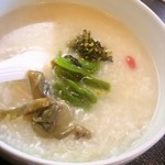 14716802 - 中華粥にザーサイ乗せて☆・。*