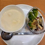 Bisutoro Kafe Akami - オードブル