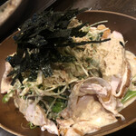 鳥信 - 蒸し鶏サラダ