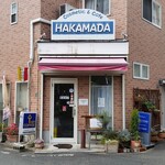 Cosmetic & Cafe HAKAMADA - お店、外観。路地裏にひっそりと佇んでおります。