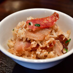 粤港美食 - 中華腸詰と干し豚バラ土鍋ご飯(2人前)@1,480円：取り分けて。