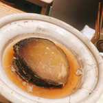 温石 - 近海のメガイアワビの昆布の包み蒸し