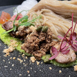 Japanese Soba Noodles 蔦 - 黒毛和牛の具材