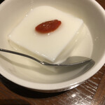京華樓 - 杏仁豆腐
