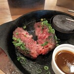 極味や - Sサイズ炭焼き　中はレア