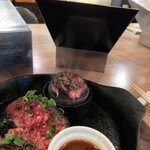 極味や - ペレットの上に吸煙機　一人1台