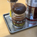 らーめん大金 - 七味も完備でGOOD♡