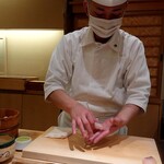 鮨みなと - 後半は握りを楽しみました。