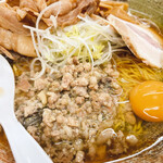 覆麺 智 - 