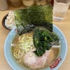 横浜ラーメン 町田家 新宿南口店