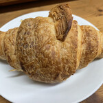 ブーランジェリーリュイソー - サクサクもっちりのクロワッサン