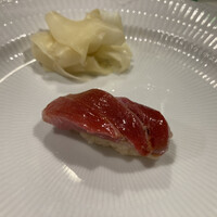 うを徳 - 脂が乗った中トロ。