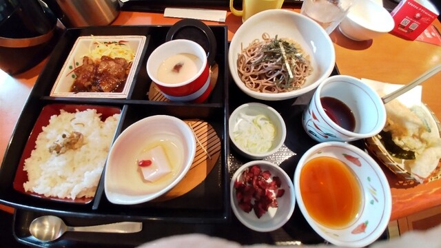 和食さと 御殿場店 御殿場 ファミレス 食べログ