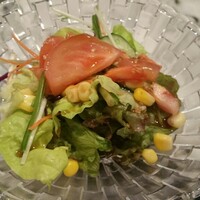 全聚徳 銀座店 - セットのサラダでお口をサッパリ