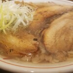 尾道ラーメン 壱番館 - 炙りチャーシュー麺　980円