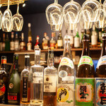 BAR MAPLE LEAF - 黒糖焼酎、ジン、ラム、ブランデー