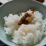 たむら - ご飯にチョコンとピリ辛で何杯でも食える