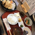Imaike Shokudou Yoshimura - レンコンの肉サンド揚げ