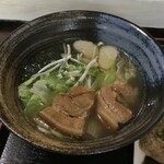 ふるみ家そば - アーサ三枚肉そば