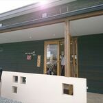 ステーキハウス 秀 - お店の外観　2021.3