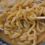 麺屋せんり - 味噌ラーメン（極太麺選択）880円+大盛100円　麺アップ