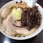 自家製太麺 渡辺 - DXらー麺大 1050えん