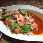 キアーロ・ディ・ルナ - 瀬戸内産とれたて魚介を使った完熟トマトソース