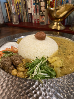 CURRY  NADO - オッパイカレー