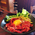 焼肉　本陣 - 牛ユッケ