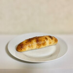Boulangerie Artisan'Halles - アンチョビオリーブ(¥220)